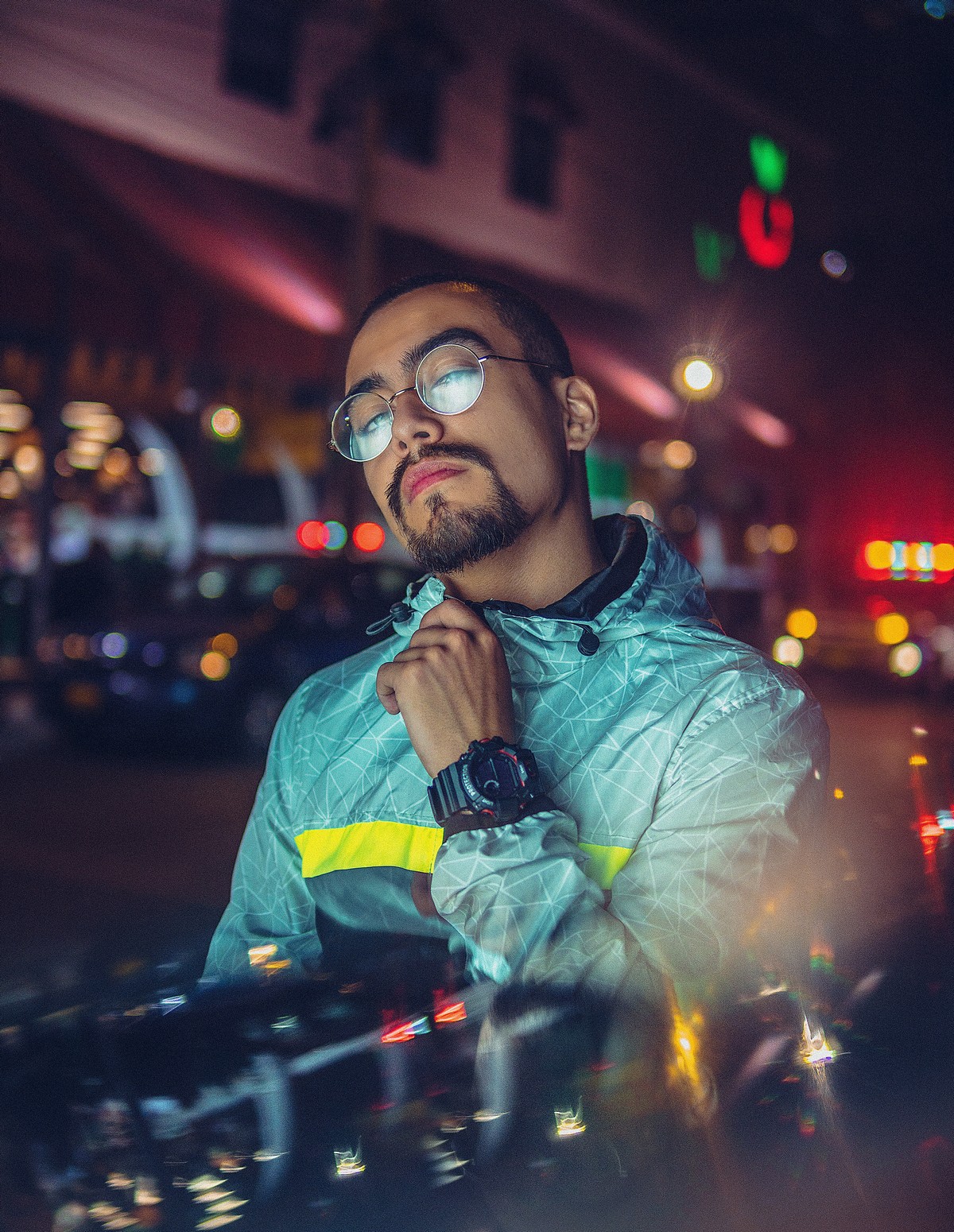 jaroslav-devia-715017-unsplash
